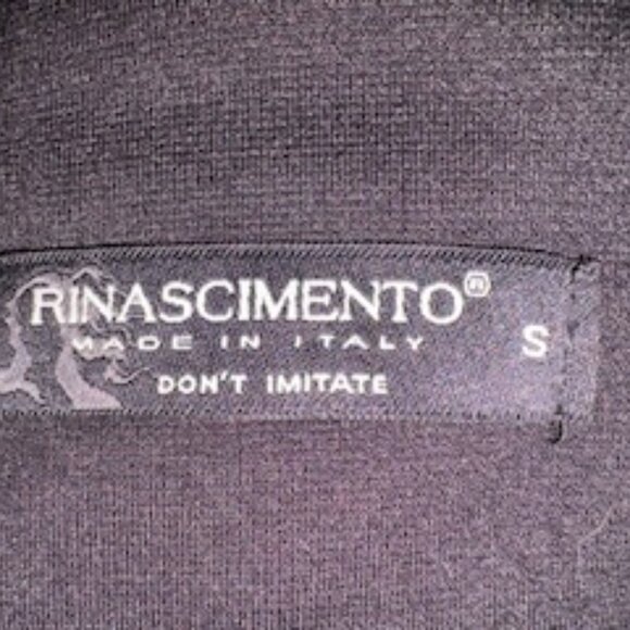 Black dress with tulle hem and snap embellishments - Picture 6 of 8